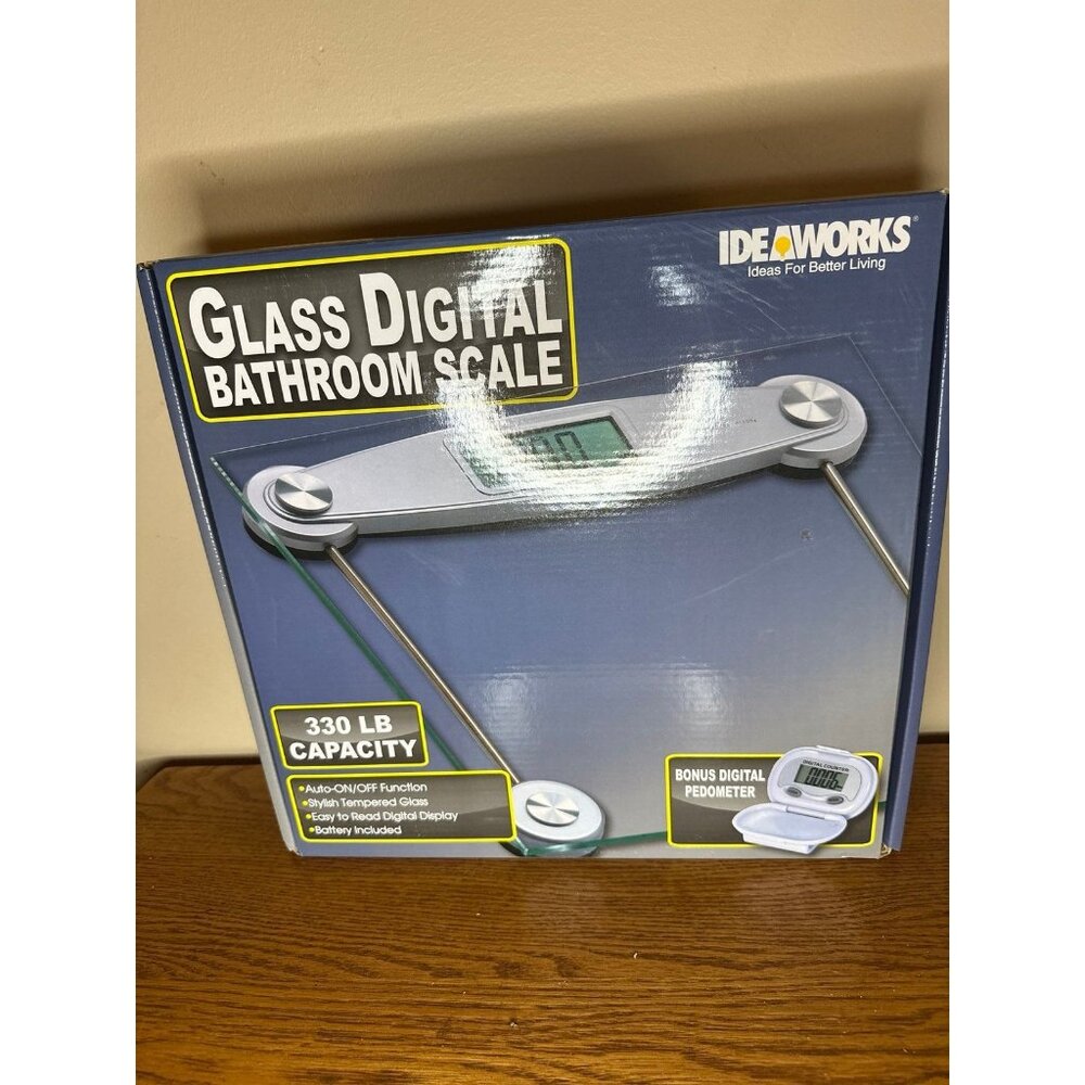 NEW ideaworks glass digital bathroom scale vintage